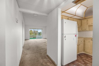 HANDYMAN SPECIAL!!! Golf and water view unit** Association on Oriole Golf and Tennis Club in Florida - for sale on GolfHomes.com, golf home, golf lot