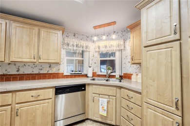 Spacious 2005 Triple-Wide Jacobsen built home situated on a 7 on Maple Leaf Golf and Country Club in Florida - for sale on GolfHomes.com, golf home, golf lot