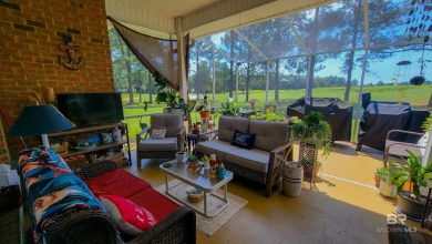 Welcome to Carnoustie Gardens at Glenlakes! This beautifully on Glenlakes Golf Club in Alabama - for sale on GolfHomes.com, golf home, golf lot