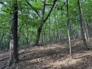 This 1.09 acre lot in Bent Tree in Jasper, Georgia is close to on Bent Tree Golf Course in Georgia - for sale on GolfHomes.com, golf home, golf lot