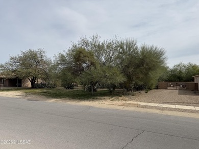Build your dream home on this ready-to-go lot in the desirable on Country Club of Green Valley in Arizona - for sale on GolfHomes.com, golf home, golf lot