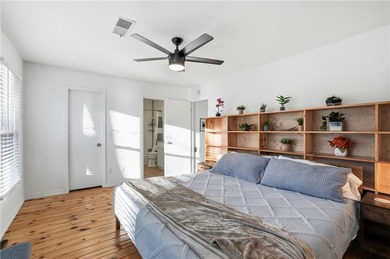 Experience the perfect blend of comfort and convenience in the on Bella Vista Country Club and Golf Course in Arkansas - for sale on GolfHomes.com, golf home, golf lot