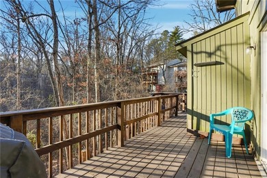Experience the perfect blend of comfort & convenience in the on Bella Vista Country Club and Golf Course in Arkansas - for sale on GolfHomes.com, golf home, golf lot