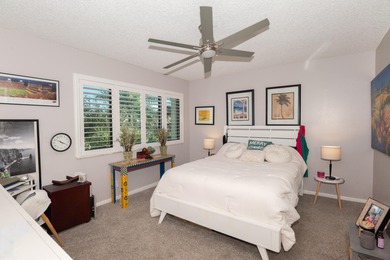 Beautifully updated top floor 2 bedrooms 2 baths unit with on The President Country Club in Florida - for sale on GolfHomes.com, golf home, golf lot