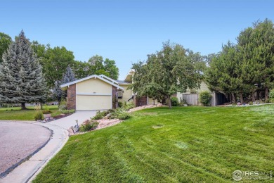 Golf course, mountain views, soaring ceilings, and a quiet on Southridge Golf Club in Colorado - for sale on GolfHomes.com, golf home, golf lot