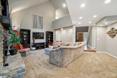 Exceptional home on the Blue Ash Golf Course in sought-after on Blue Ash Golf Course in Ohio - for sale on GolfHomes.com, golf home, golf lot