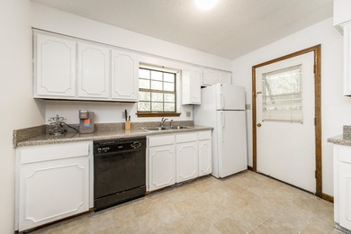 This home is rented and can't be shown until mid november.  This on Mountain Ranch Golf Club in Arkansas - for sale on GolfHomes.com, golf home, golf lot