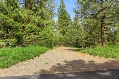 DISCOVER THE PERFECT SETTING for your dream home on this on Cascade Golf Course in Idaho - for sale on GolfHomes.com, golf home, golf lot