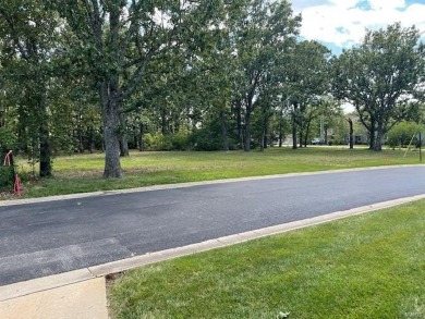 Looking for a great property to build a duplex? Look no further on Oak Meadow Country Club in Missouri - for sale on GolfHomes.com, golf home, golf lot