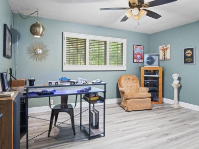 GORGEOUS 4 BED 3 BATH HOME WITH OVER $75,000 IN UPDATES!! on DeSoto Golf Course in Arkansas - for sale on GolfHomes.com, golf home, golf lot