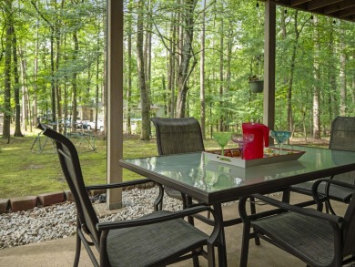 GORGEOUS 4 BED 3 BATH HOME WITH OVER $75,000 IN UPDATES!! on DeSoto Golf Course in Arkansas - for sale on GolfHomes.com, golf home, golf lot