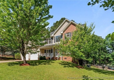 Lovely home in beautiful Carolina Lakes located near the on Carolina Lakes Country Club in North Carolina - for sale on GolfHomes.com, golf home, golf lot