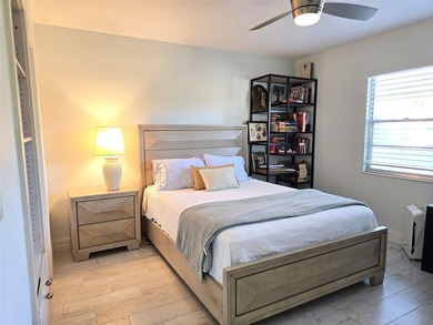 2/2 LUXURY MODEL IN PRESTIGIOUS ARUBA VILLAGE! BLDG HAS NO on Wynmoor Golf Course in Florida - for sale on GolfHomes.com, golf home, golf lot