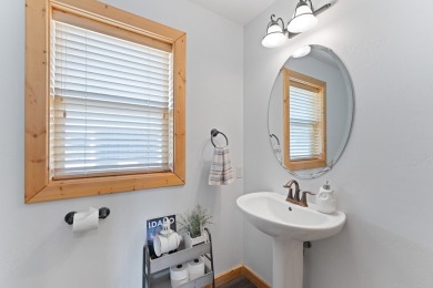 An extremely well maintained home with open views to the South on McCall Municipal Golf Course in Idaho - for sale on GolfHomes.com, golf home, golf lot