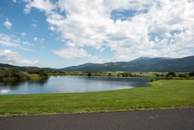 What's not to love about this golf front, level, wooded lot at on Meadowcreek Golf Resort in Idaho - for sale on GolfHomes.com, golf home, golf lot