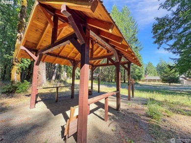 Discover an outdoor enthusiasts paradise at 106 Maple Court! on High Valley Country Club in Washington - for sale on GolfHomes.com, golf home, golf lot