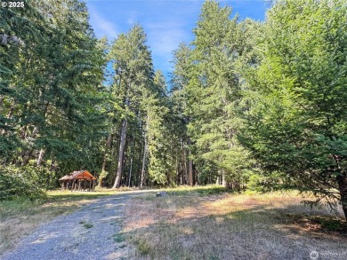 Discover an outdoor enthusiasts paradise at 106 Maple Court! on High Valley Country Club in Washington - for sale on GolfHomes.com, golf home, golf lot