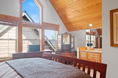 Charming chalet located on the 14th fairway in one of Central on Eagle Crest Golf Resort - Ridge Course in Oregon - for sale on GolfHomes.com, golf home, golf lot