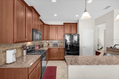 Priced to sell! Welcome to Del Webb Orlando, a premier 55+ gated on Ridgewood Lakes Golf and Country Club in Florida - for sale on GolfHomes.com, golf home, golf lot