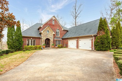 Rare find in the coveted Cider Ridge community! This GORGEOUS on Cider Ridge Golf Club in Alabama - for sale on GolfHomes.com, golf home, golf lot