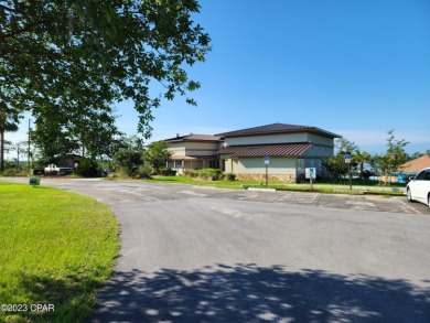 Looking for privacy? Escape the hustle and bustle of city life! on  in Florida - for sale on GolfHomes.com, golf home, golf lot