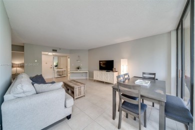 NEW ROOF! WASHER/DRYER in Unit! COMPLETELY FURNISHED 1 Bedroom on Inverrary Country Club in Florida - for sale on GolfHomes.com, golf home, golf lot