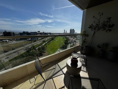 This stunning 188 m2 apartment is located in the prestigious on  in  - for sale on GolfHomes.com, golf home, golf lot