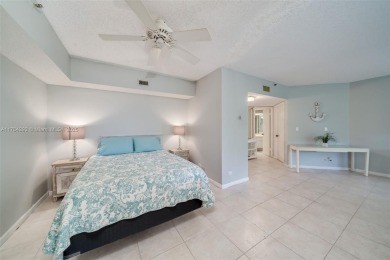 NEW ROOF! WASHER/DRYER in Unit! COMPLETELY FURNISHED 1 Bedroom on Inverrary Country Club in Florida - for sale on GolfHomes.com, golf home, golf lot