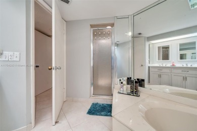 NEW ROOF! WASHER/DRYER in Unit! COMPLETELY FURNISHED 1 Bedroom on Inverrary Country Club in Florida - for sale on GolfHomes.com, golf home, golf lot