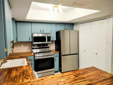 One or more photo(s) has been virtually staged. Welcome to your on Falcon Watch Golf Club in Florida - for sale on GolfHomes.com, golf home, golf lot
