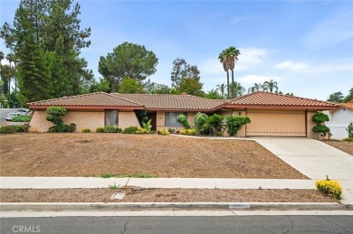 Canyon Crest Corner Lot - Single-Story Fixer with Endless on Canyon Crest Country Club in California - for sale on GolfHomes.com, golf home, golf lot