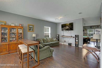 **WATERFRONT**GOLF COMMUNITY**UPDATED** Welcome to this HUGE 2 on Magnolia Point Golf and Country Club in Florida - for sale on GolfHomes.com, golf home, golf lot