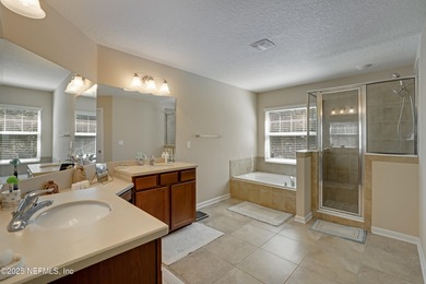 **WATERFRONT**GOLF COMMUNITY**UPDATED** Welcome to this HUGE 2 on Magnolia Point Golf and Country Club in Florida - for sale on GolfHomes.com, golf home, golf lot