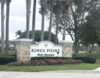 MOVE IN READY & PRICED TO SELL!!! 1 bedroom, 1.5 bath condo in on Kings Point Golf - Executive in Florida - for sale on GolfHomes.com, golf home, golf lot