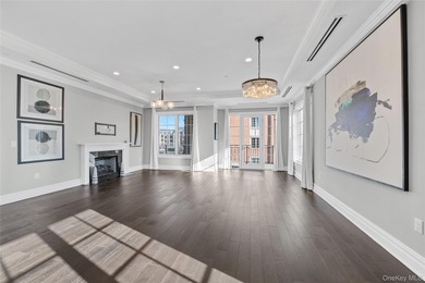 RITZ-CARLTON RESIDENCE: Sensational 3 bedroom, 3.5 bath corner on North Hills Country Club in New York - for sale on GolfHomes.com, golf home, golf lot