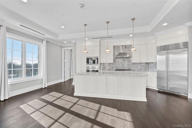 RITZ-CARLTON RESIDENCE: Sensational 3 bedroom, 3.5 bath corner on North Hills Country Club in New York - for sale on GolfHomes.com, golf home, golf lot