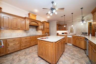 Nestled in quiet cul-de-sac in Fairway Oaks Subdivision with on The Challenge at Oak Forest in Texas - for sale on GolfHomes.com, golf home, golf lot