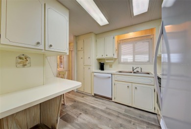 REDUCED!! MAINTENANCE-FREE AND MOVE-IN READY! Welcome to VENICE on Pelican Pointe Golf and Country Club in Florida - for sale on GolfHomes.com, golf home, golf lot