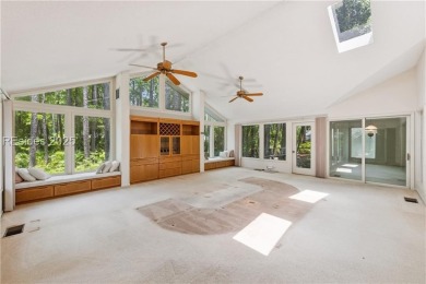 Estate Sale. Full size wooded homesite with golf views behind on Dolphin Head Golf Club in South Carolina - for sale on GolfHomes.com, golf home, golf lot