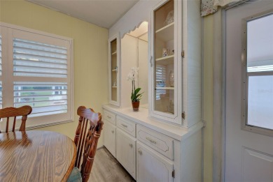 REDUCED!! MAINTENANCE-FREE AND MOVE-IN READY! Welcome to VENICE on Pelican Pointe Golf and Country Club in Florida - for sale on GolfHomes.com, golf home, golf lot