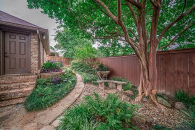 Nestled in quiet cul-de-sac in Fairway Oaks Subdivision with on The Challenge at Oak Forest in Texas - for sale on GolfHomes.com, golf home, golf lot