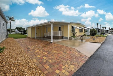 REDUCED!! MAINTENANCE-FREE AND MOVE-IN READY! Welcome to VENICE on Pelican Pointe Golf and Country Club in Florida - for sale on GolfHomes.com, golf home, golf lot