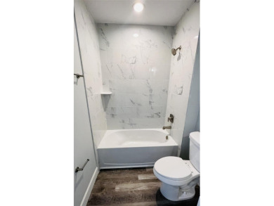 Brand New DUPLEX in Port Charlotte - Never lived in!  Each on Duffys Golf Center in Florida - for sale on GolfHomes.com, golf home, golf lot