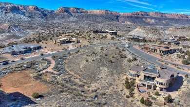 Imagine it, just steps from the green for Hole #1 of the on The Golf Club At Redlands Mesa in Colorado - for sale on GolfHomes.com, golf home, golf lot