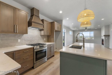 Completed and move in ready!  Live the lifestyle in a gated golf on Prairie Falls Golf Club in Idaho - for sale on GolfHomes.com, golf home, golf lot
