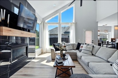 Stunning Fully Remodeled Home with High-End Modern Finishes! on Stewart Peninsula Golf Course in Texas - for sale on GolfHomes.com, golf home, golf lot