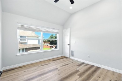 Stunning Fully Remodeled Home with High-End Modern Finishes! on Stewart Peninsula Golf Course in Texas - for sale on GolfHomes.com, golf home, golf lot