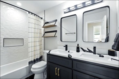 Stunning Fully Remodeled Home with High-End Modern Finishes! on Stewart Peninsula Golf Course in Texas - for sale on GolfHomes.com, golf home, golf lot