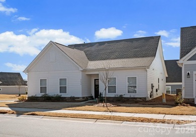 Welcome home to this stunning ranch on a corner lot, built in on Fort Mill Golf Club in South Carolina - for sale on GolfHomes.com, golf home, golf lot