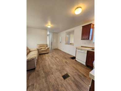 NO DAMAGES FROM HURRICANES! MOVE IN READY CONDITION! Freshly on Sabal Springs Golf and Racquet Club in Florida - for sale on GolfHomes.com, golf home, golf lot